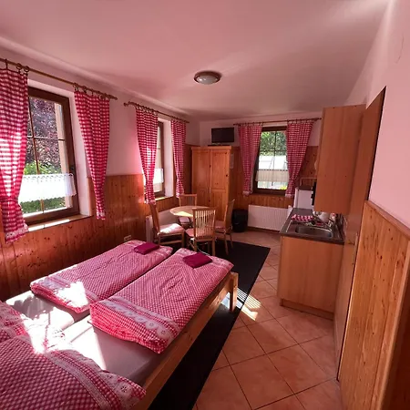 Apartmany U Svycarskeho Dvora Janske Lazne Exterior photo